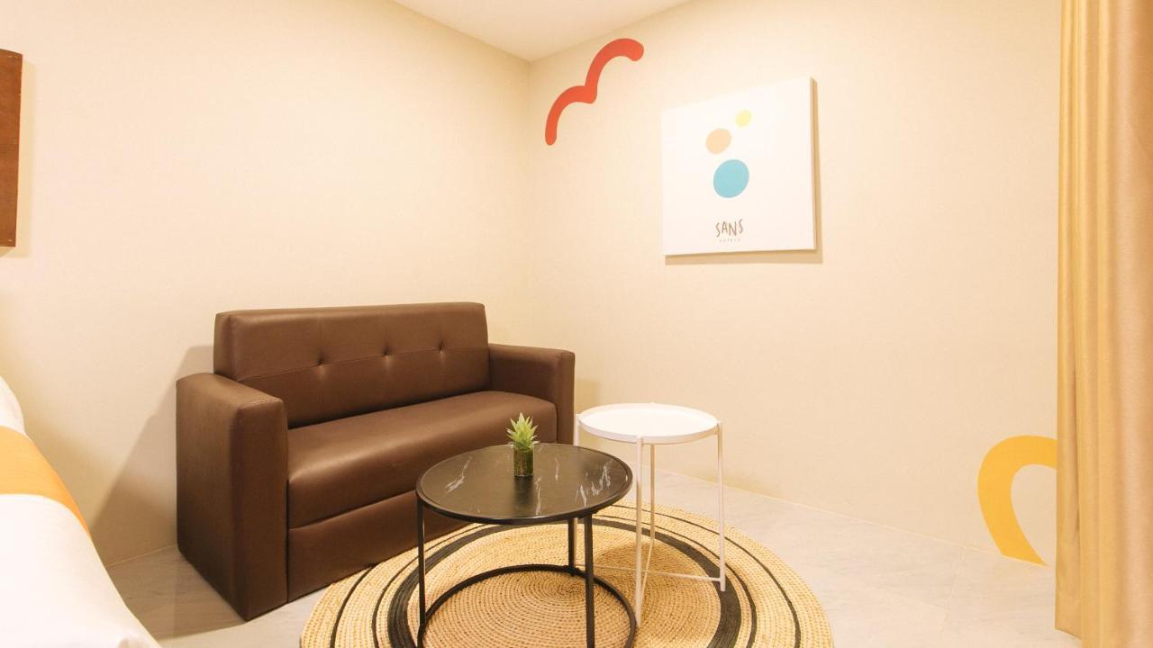 Sans Hotel At Algers Suites Marikina By Reddoorz Kültér fotó