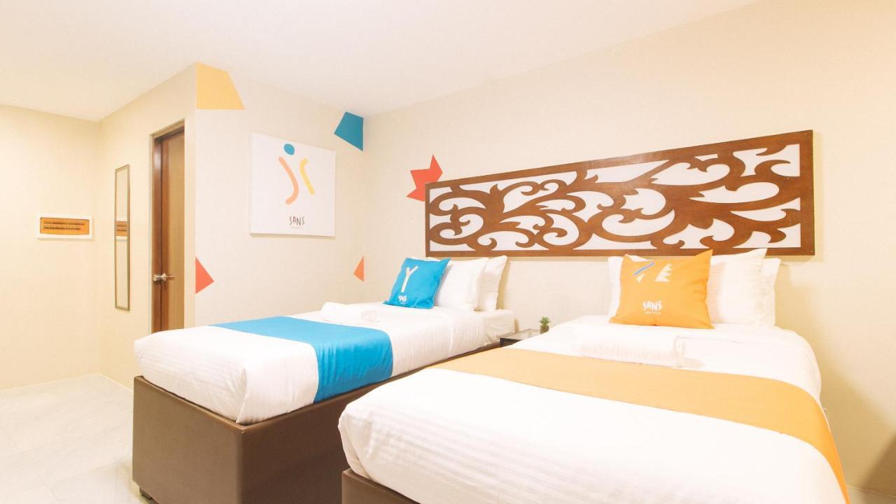 Sans Hotel At Algers Suites Marikina By Reddoorz Kültér fotó