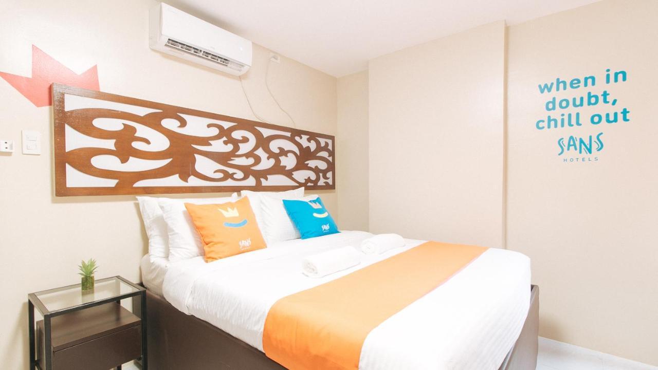 Sans Hotel At Algers Suites Marikina By Reddoorz Kültér fotó